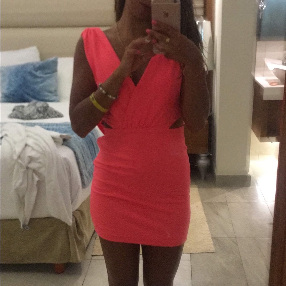 Coral neon mini dress💕